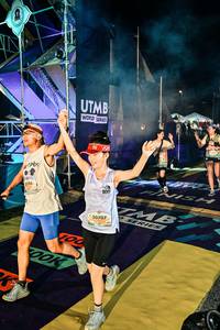 BIB: 
                            <button type="button" onclick="openModal(25250999)" class="btn btn-primary btn-sm float-right btn-popup" data-toggle="modal" data-target=".modal-high-quality">
                        <i class="fas fa-shopping-cart"></i> Add to Cart
                    </button>
                                            <button type="button" onclick="isThisMe(25250999, true)" class="btn btn-success btn-sm float-right btn-popup btn-isme hidden" data-toggle="tooltip" data-placement="bottom" title="นี่คือรูปของคุณใช่ไหม คลิกที่นี่เพื่อเอาเข้าอัลบั้ม">
                        <i class="fas fa-plus"></i> Add to album
                    </button>
                    <button type="button" onclick="isThisMe(25250999, false)" class="btn btn-warning btn-sm float-right btn-popup btn-isnotme hidden">
                        <i class="fas fa-ban"></i> Remove from album
                    </button>